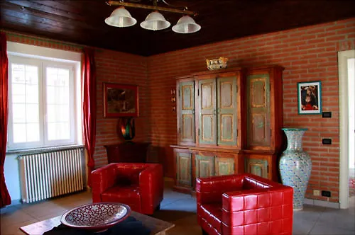 Oda ve Kahvaltı Sassi Ac 4*